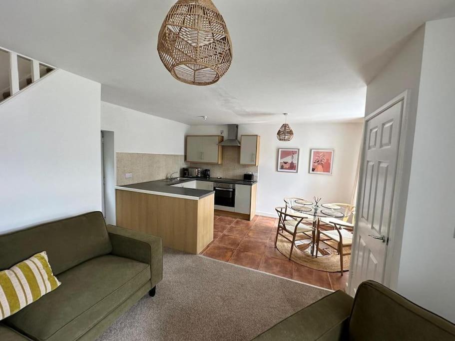 Stylish Miners Cottage At North Rd Porth  Exteriör bild
